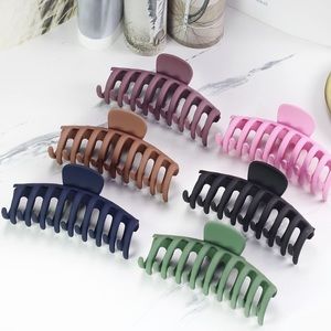 Set of 3 Claw Clips Hair Accessory